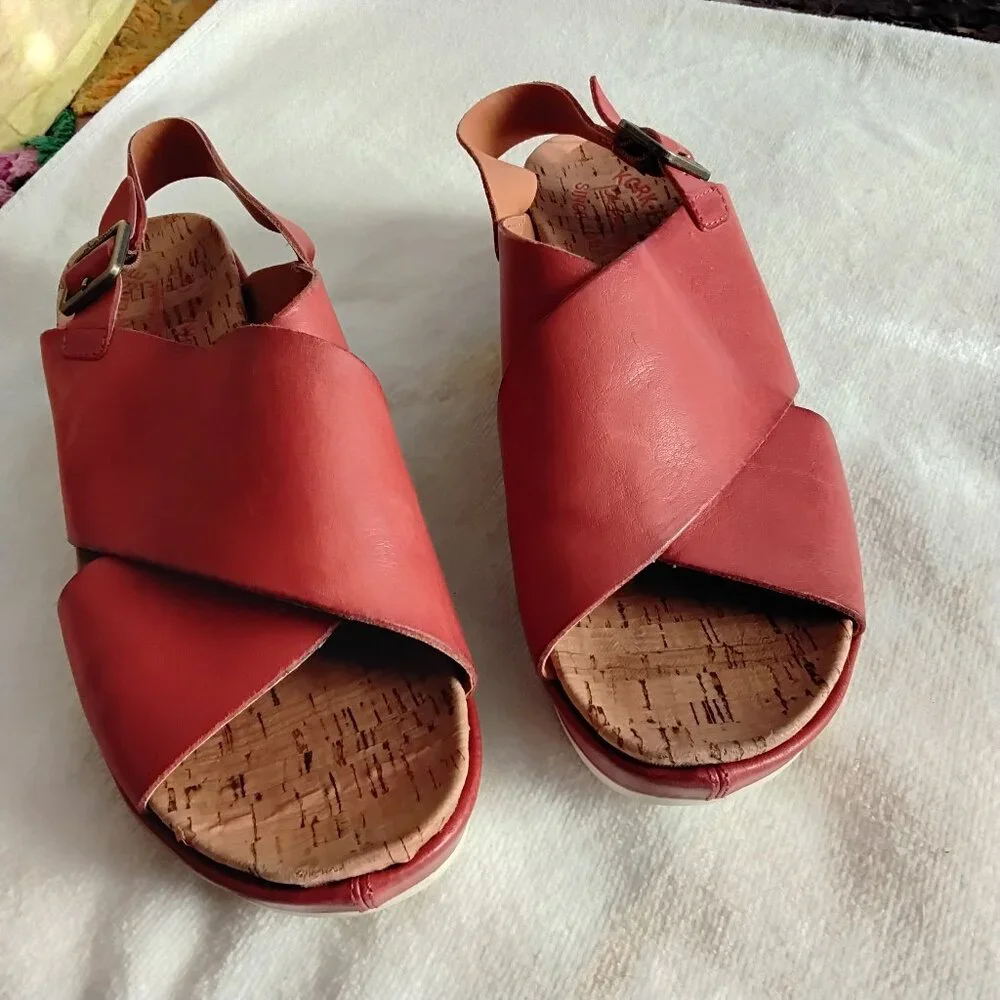 KORK EASE LEATHER WEDGE, BROWN, SZ. 8M - Picture 1 of 9